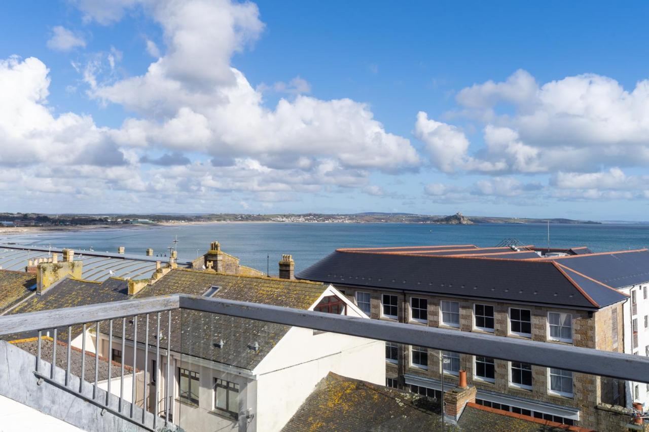 Stunning Views Over Mounts Bay With Balcony Пензанс Экстерьер фото